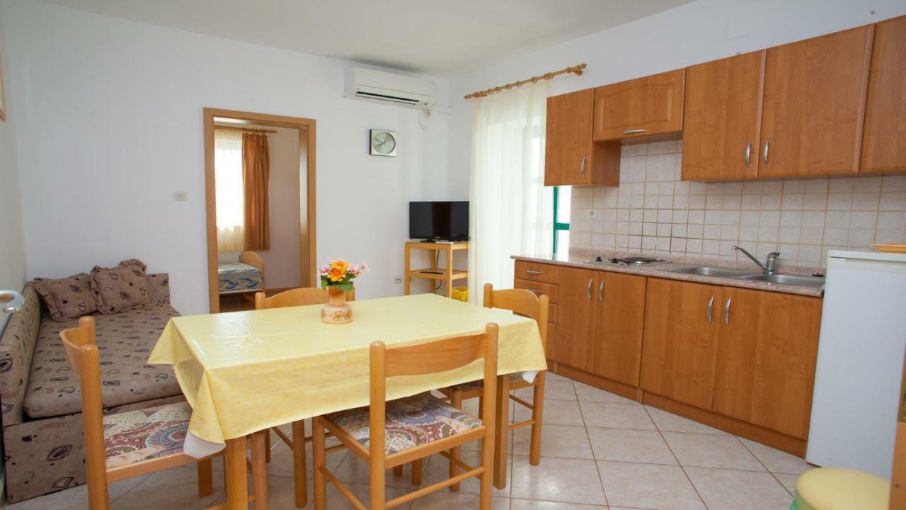 Apartments Basaca パグ エクステリア 写真