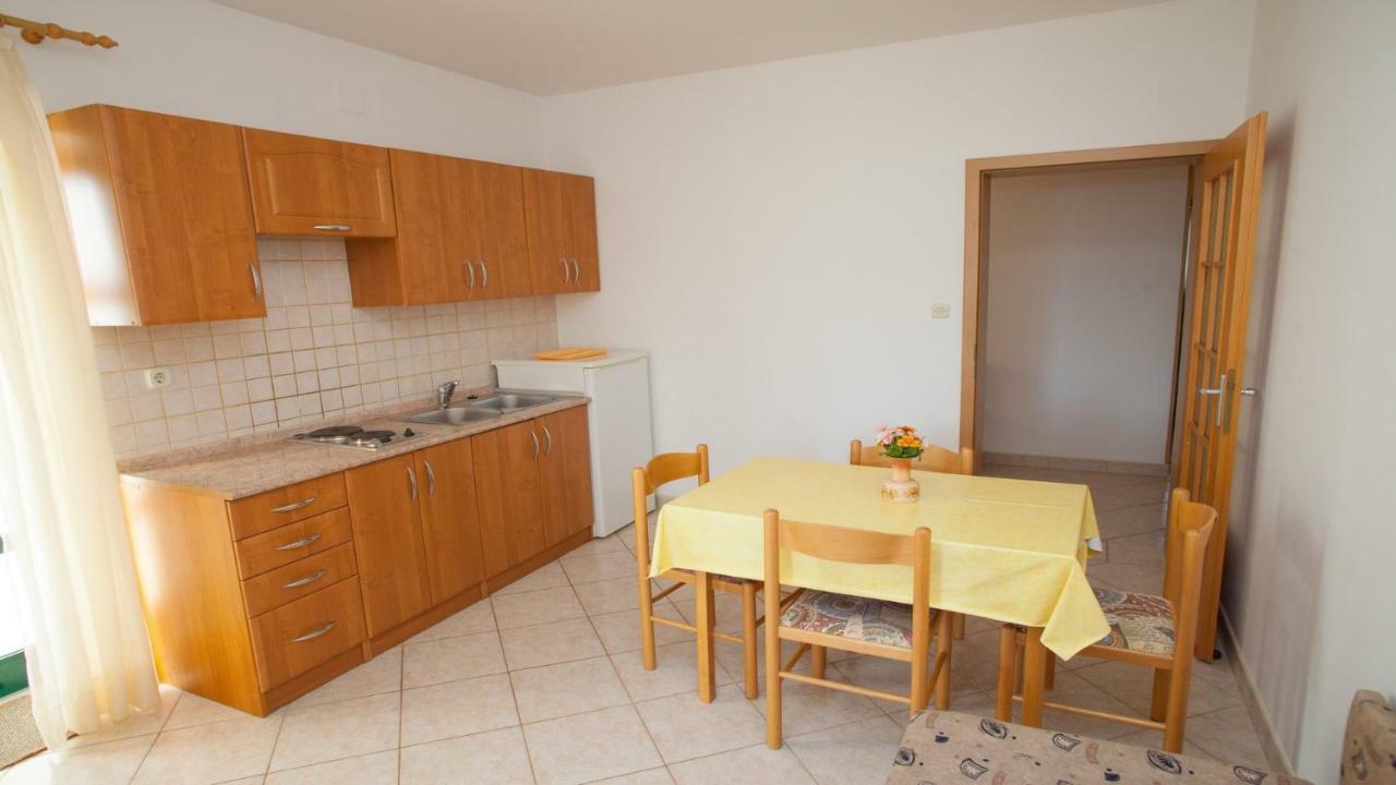 Apartments Basaca パグ エクステリア 写真